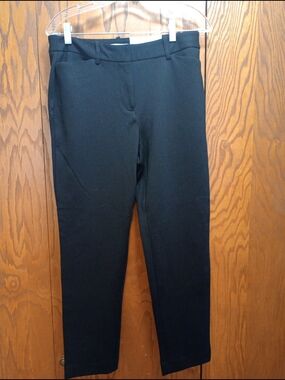 Liz Claiborne Black Straight-Leg Ponte Pants